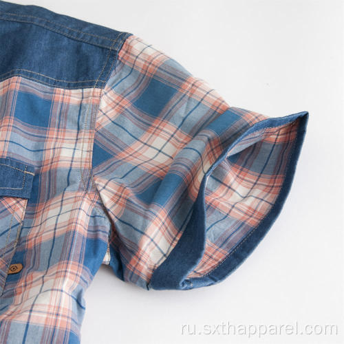 Мужская джинсовая рубашка в клетку с коротким рукавом в стиле пэчворк